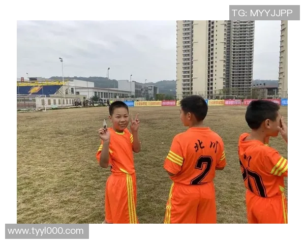 香港足球明星小童星的成长之路与梦想追逐的精彩故事